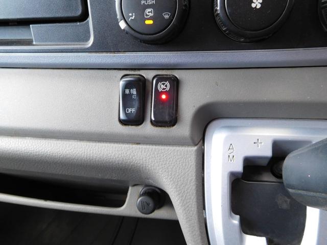 キャンター Ｗキャブロング全低床　Ｗキャブ　カスタムメッキ　メッキ新品バンパーフロントメッキフェンター　後期　新品笠木　６速デュオニック　キーレス　デッキ鉄板張り　オーバーヘッドシェルフ　リヤヒーター　左電動格納ミラー　荷台作業灯（13枚目）