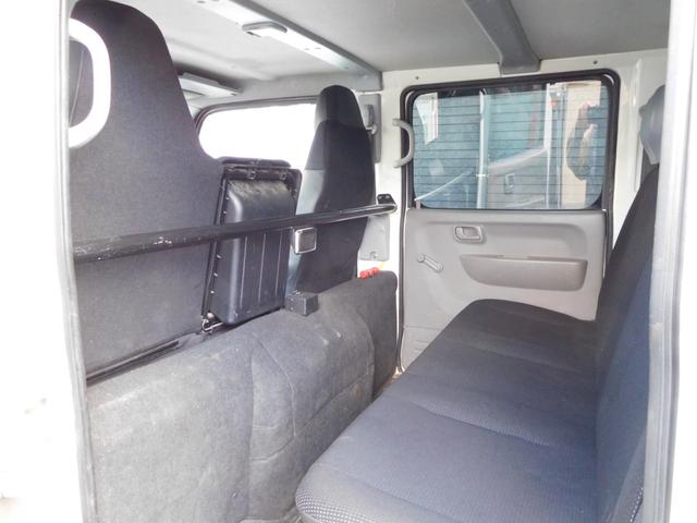 キャンター Ｗキャブロング全低床　Ｗキャブ　カスタムメッキ　メッキ新品バンパーフロントメッキフェンター　後期　新品笠木　６速デュオニック　キーレス　デッキ鉄板張り　オーバーヘッドシェルフ　リヤヒーター　左電動格納ミラー　荷台作業灯（28枚目）