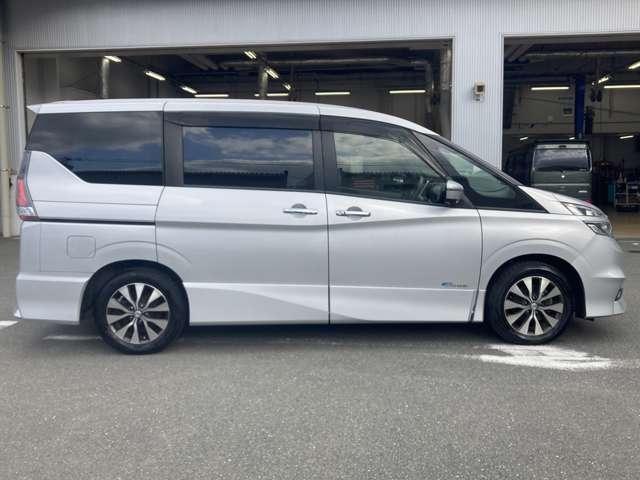 �y�f�B�[���[�̎Ԃ͍����H�z���͂���Ȃ��ƂȂ���ł��I�f�B�[���[�̓I�[�N�V�����Ȃǂ��g�킸�A���ЂŎԂ��d����Ă���̂ň�����ł�������ɏ���p�����m�ň����̂ŁA���z�Ŕ�r���Ă݂Ă��������ˁ�