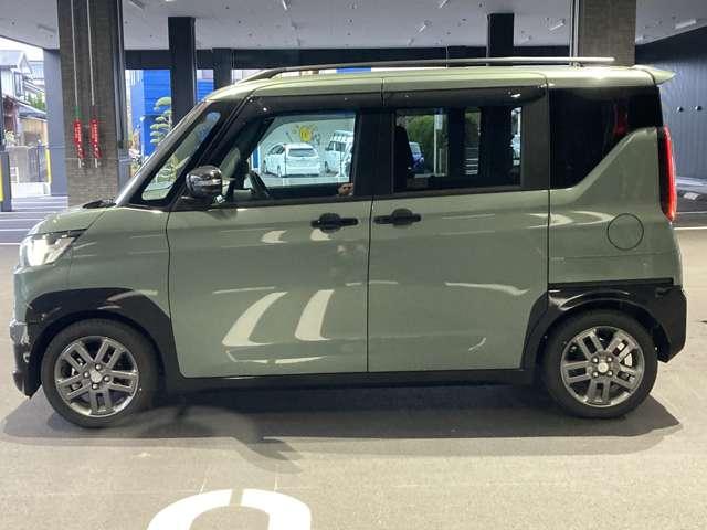 デリカミニ Ｔ　プレミアム　リミテッドエディション　純正９インチナビ　試乗車ＵＰ　フルセグ　（12枚目）