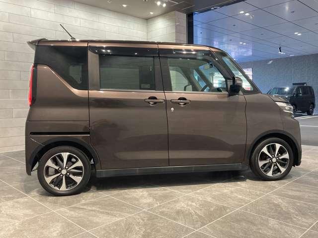 ｅＫクロススペース Ｇ　スマートキー　衝突軽減ブレーキ　レーダーブレーキサポート　前席シートヒーター　クリアランスソナー　アイドリングストップ　盗難防止装置　アルミホイール　横滑り防止装置　エアバッグ　スマートキー　エアコン（8枚目）