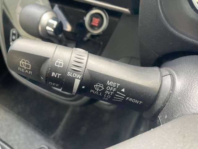 ｅＫスペースカスタム カスタムＴ　スマートキー　バックカメラ　ＣＤ　ターボ　両側オートスライドドア　アルミ　インテリジェントキー　イモビライザー　パワーウィンドウ　ターボ車　Ｂカメラ　ＥＳＣ　パワーステアリング　ベンチシート　エアコン（13枚目）