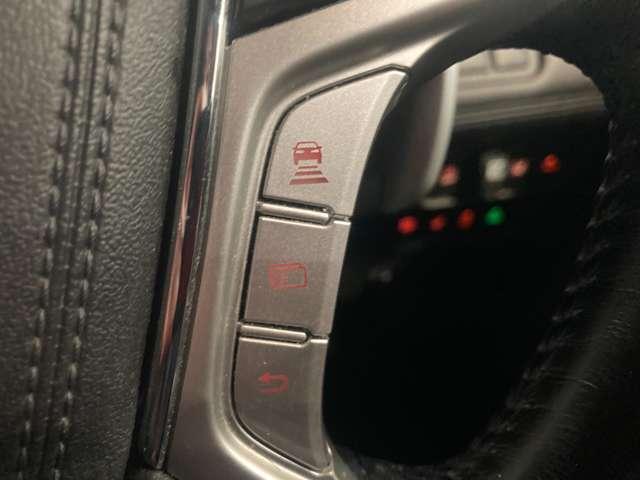 �����d���X���C�h�h�A�̊J�������^�b�`�ő���ł��܂��I�ו��̉摜��ʓr���[���ɂđ��点�Ē����܂��̂ŋC�y�ɂ����k�������܂�