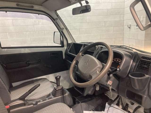 ミニキャブトラック Ｍ　２ＷＤ　マニュアル　車検整備渡し　ＥＴＣ　パワーステ　エアコン　エアバッグ（12枚目）