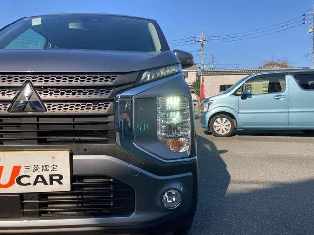 eKクロス T 元試乗車/ワンオーナー/禁煙車 禁煙 1オーナー 前後ソナー 前席シートヒーター インテリキー ターボ 盗難防止装置 Bカメラ ベンチシート ABS カーテンエアバック オートエアコン 横滑り防止装置(9枚目)