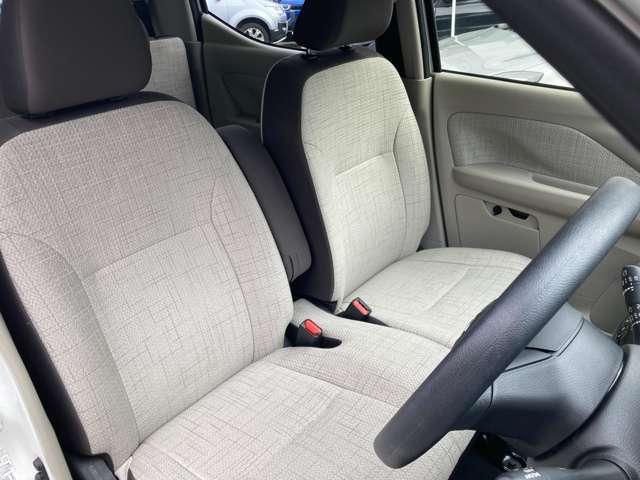 ｅＫワゴン Ｇ　元レンタカー／禁煙車／ナビ／ＥＴＣ　衝突軽減ブレーキ　前席シートヒーター　クリアランスソナー　ＥＴＣ　ナビＴＶ　アイドリングストップ　ベンチシート　バックカメラ　オートエアコン　盗難警報装置　ＡＢＳ（7枚目）