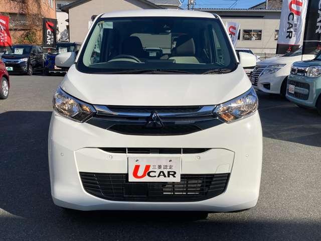 ｅＫワゴン Ｍ　アイドリングストップ　シートヒーター　禁煙　踏み間違い防止アシスト　イモビライザー　パワーウィンドウ　ワンオーナ車　Ｐセンサー　マニュアルエアコン　バックカメラ　キーレスエントリー　前席シートヒーター（8枚目）