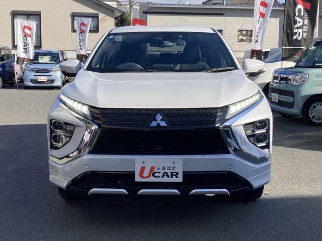 エクリプスクロスＰＨＥＶ Ｐ　ナビ　バックカメラ　全方位モニター　３６０度カメラ　ＡＢＳ　クルコン　バックカメラ　ソナー　寒冷地仕様車　禁煙車　４ＷＤ　盗難防止　フルオートエアコン　横滑り防止　キーフリー　サイドエアバッグ　ナビ（8枚目）