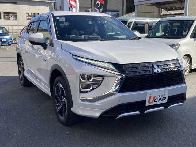 エクリプスクロスＰＨＥＶ Ｐ　ナビ　バックカメラ　全方位モニター　３６０度カメラ　ＡＢＳ　クルコン　バックカメラ　ソナー　寒冷地仕様車　禁煙車　４ＷＤ　盗難防止　フルオートエアコン　横滑り防止　キーフリー　サイドエアバッグ　ナビ（12枚目）