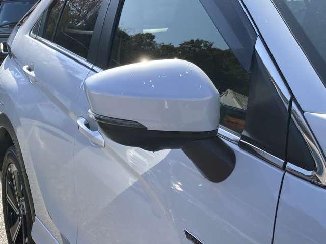 エクリプスクロスＰＨＥＶ Ｐ　ナビ／ドライブレコーダー／ワンオーナー　スマ－トキ－　衝突軽減ブレーキシステム　Ｒカメラ　寒冷地　アイドリングストップ　パワーシート　４ＷＤ　クリアランスソナー　禁煙車　盗難防止システム　クルコン（14枚目）