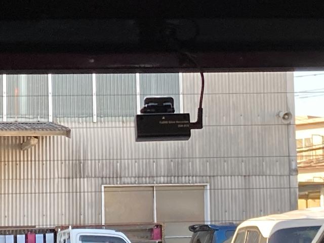 スペーシア Ｇリミテッド　ナビ　バックカメラ　全方位モニター　禁煙　デュアルカメラサポート　Ｒカメラ　前席シートヒーター　点検記録簿　ＥＳＰ　スマートキー＆プッシュスタート　ナビ　ベンチシート　盗難防止システム　リモコンキー（29枚目）