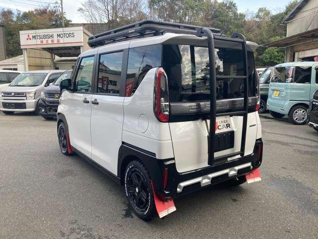 デリカミニ Ｇ　オートフラッグスリアラダー／キャリア　前後センサー　バックビューモニター　ＡＡＣ　フロントベンチシート　Ｉストップ　ＬＥＤヘッド　スマートキー＆プッシュスタート　シートヒータ　寒冷地仕様　禁煙　ＡＢＳ（11枚目）