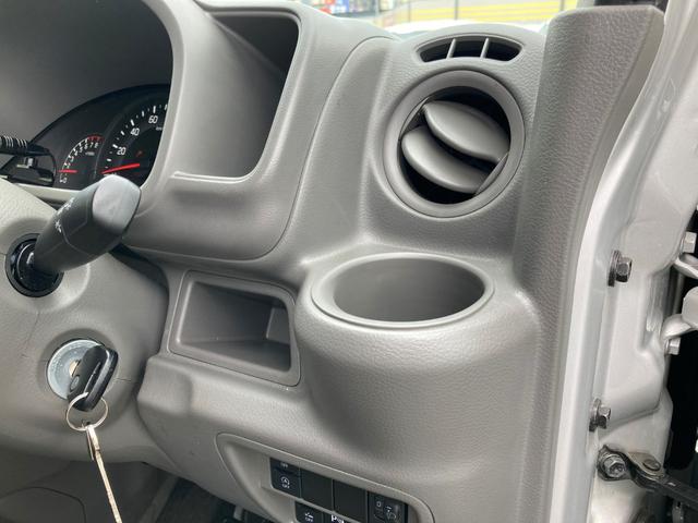 ミニキャブバン Ｍ　デュアルエアバッグ　ＡＢＳ　横滑り防止機能　衝突被害軽減ブレーキ　車線逸脱防止　イモビライザー　メモリーナビ　バックカメラ　ＥＴＣ車載器　記録簿（46枚目）