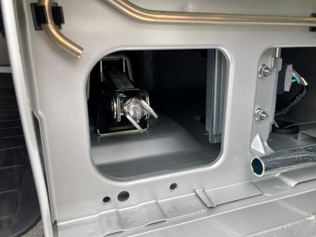 ミニキャブバン Ｍ　デュアルエアバッグ　ＡＢＳ　衝突被害軽減ブレーキ　車線逸脱防止　横滑り防止機能　メモリーナビ　バックカメラ　ＥＴＣ車載器　Ｂｌｕｅｔｏｏｔｈ　ベンチシート　記録簿（52枚目）