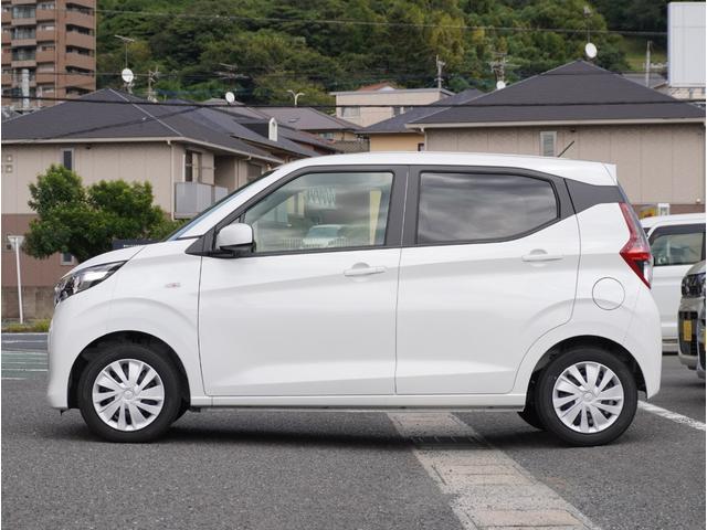 ｅＫワゴン Ｍ　衝突安全ボディ　踏み間違い防止アシスト　オートハイビーム　Ｐセンサー　アイドリングストップ　オートライト　デュアルエアバッグ　カーテンエアバック　ナビＴＶ　バックカメラ　ＥＴＣ　ＤＶＤ再生可（11枚目）