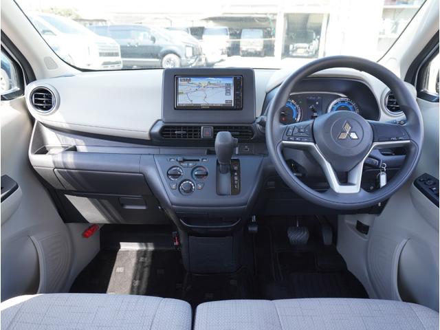 ｅＫワゴン Ｍ　社用車アップ　ナビ　フルセグＴＶ　バックカメラ　Ｂｌｕｅｔｏｏｔｈ　ＥＴＣ　ＡＵＸ接続　ＤＶＤ再生可　オートライト　踏み間違い防止アシスト　車線逸脱警報　イモビライザー　パーキングセンサー　ＡＳＣ（8枚目）