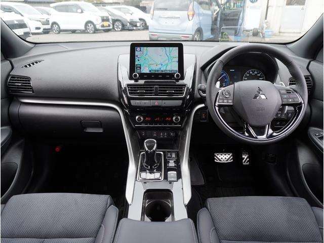 エクリプスクロスＰＨＥＶ ブラックエディション　アラウンドビューモニター　クリアランスソナー　サイドエアバッグ　スマートキー　ＬＥＤヘッドライト　シートヒーター　フルセグＴＶ　アダプティブクルーズコントロール　フルオートエアコン　誤発進抑制（2枚目）