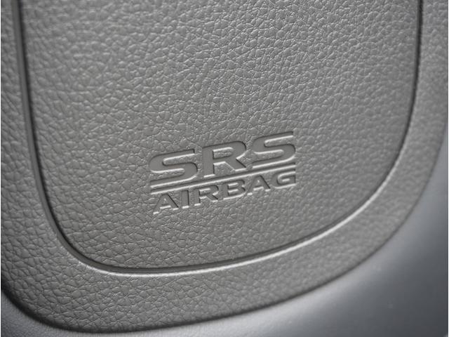 エクリプスクロスＰＨＥＶ ブラックエディション　アラウンドビューモニター　クリアランスソナー　サイドエアバッグ　スマートキー　ＬＥＤヘッドライト　シートヒーター　フルセグＴＶ　アダプティブクルーズコントロール　フルオートエアコン　誤発進抑制（33枚目）