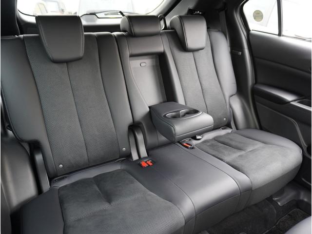 エクリプスクロスＰＨＥＶ ブラックエディション　アラウンドビューモニター　クリアランスソナー　サイドエアバッグ　スマートキー　ＬＥＤヘッドライト　シートヒーター　フルセグＴＶ　アダプティブクルーズコントロール　フルオートエアコン　誤発進抑制（34枚目）