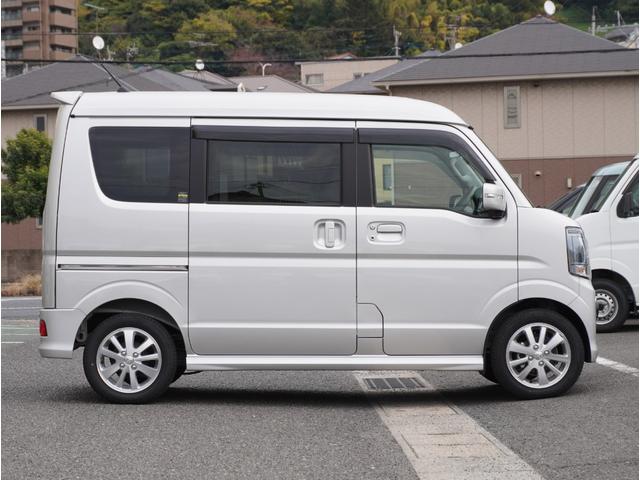 タウンボックス G フルフラットシート ETC付き シートヒーター フルセグテレビ 盗難警報装置 DVD アルミ ターボ車 パーキングセンサー バックカメラ ダブルエアバック 横滑り防止装置 メモリーナビ パワーウィンド(4枚目)