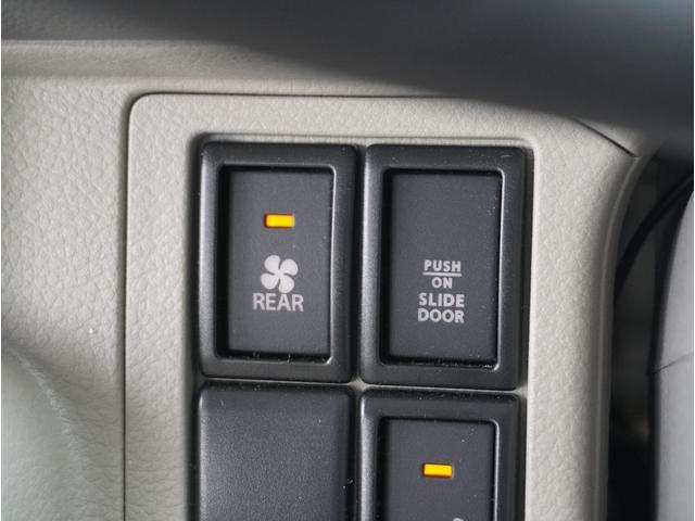 タウンボックス G フルフラットシート ETC付き シートヒーター フルセグテレビ 盗難警報装置 DVD アルミ ターボ車 パーキングセンサー バックカメラ ダブルエアバック 横滑り防止装置 メモリーナビ パワーウィンド(36枚目)