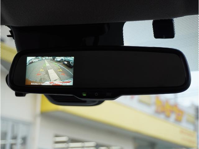 �y�f�W�^���~���[�z�㕔���Ȃ�g�����N���f��Ȃ��̂Ŏ��삪�L����܂����ו������S���ċl�ߍ��߂܂�����Ԃ͏����~���[��薾�邭�������ł���