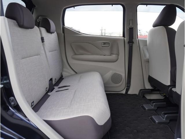 �㕔���Ȃ����R�A�Y��E�����Ɏd�グ�Ă���܂��B�������Y��Ȃ��Ԃ͋C�������ǂ��ł����A�R���f�B�V�����̂����Ԃ������ł��B�O�̃��[�U�[�����J�Ɏg���Ă����؋��ł�