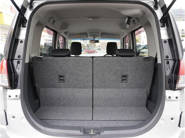 デリカＤ：２ Ｓ　ＡＳ＆Ｇ　衝突被害軽減ブレーキ　横滑り防止装置　パワーステアリング　両側パワースライドドア　スマートキー　アイドリングストップ　オートエアコン　オートクルーズコントロール　バックモニター　ナビ・ＴＶ　ＥＴＣ（7枚目）