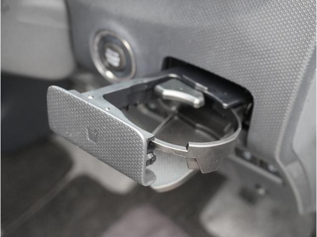 デリカＤ：２ Ｓ　ＡＳ＆Ｇ　衝突被害軽減ブレーキ　横滑り防止装置　パワーステアリング　両側パワースライドドア　スマートキー　アイドリングストップ　オートエアコン　オートクルーズコントロール　バックモニター　ナビ・ＴＶ　ＥＴＣ（61枚目）