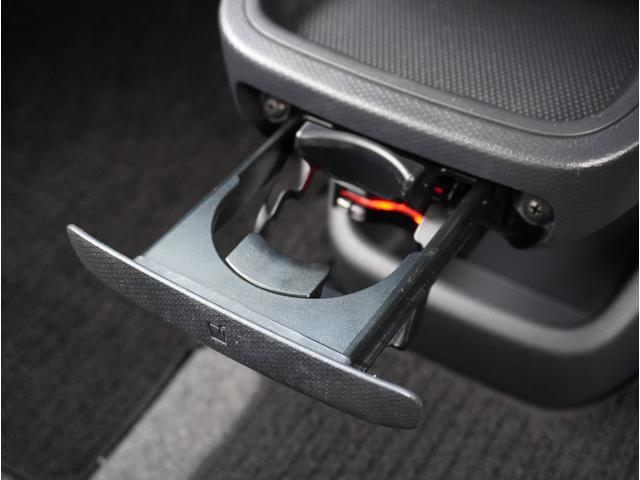 デリカＤ：２ Ｓ　ＡＳ＆Ｇ　衝突被害軽減ブレーキ　横滑り防止装置　パワーステアリング　両側パワースライドドア　スマートキー　アイドリングストップ　オートエアコン　オートクルーズコントロール　バックモニター　ナビ・ＴＶ　ＥＴＣ（62枚目）