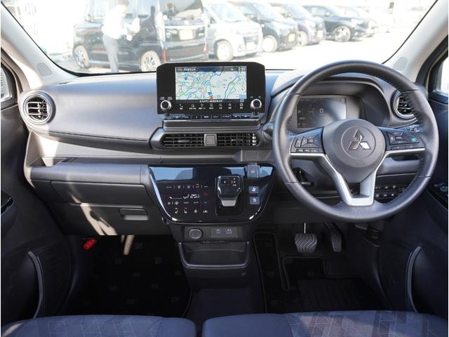 �C���p�l���̉摜�ƂȂ�܂��B�ԗ��]���؂ɂă_�b�V���{�[�h�̂�ՂȂǁA�O���[�U�[�l���i�r�܂����[�_�[�Ȃǎ��t������Ă����ԗ����������܂��B�]���؂ɂĂ��m�F���������Ԋm�F�������߂����Ē����܂��B