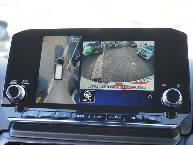 �y�S���ʃJ�����z�N���}��^�ォ�猩���悤�Ș��Ձi�ӂ���j�f���⏕��ȑ��̃T�C�h�f���ȂǁA���_��؂�ւ��ĕ\���B���܂��܂ȃA���O���Œ��Ԃ��T�|�[�g���܂�