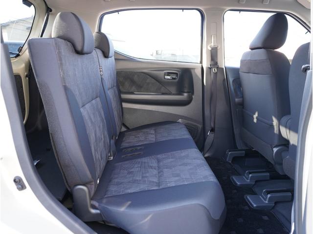 �y�X���C�h�V�[�g�z��Ȃ̓��o�[��ŃX���C�h���܂��B�X���C�h���邱�ƂŃ��Q�b�W���L��������A��Ȃ̑������L�������蒲���ł��܂��B