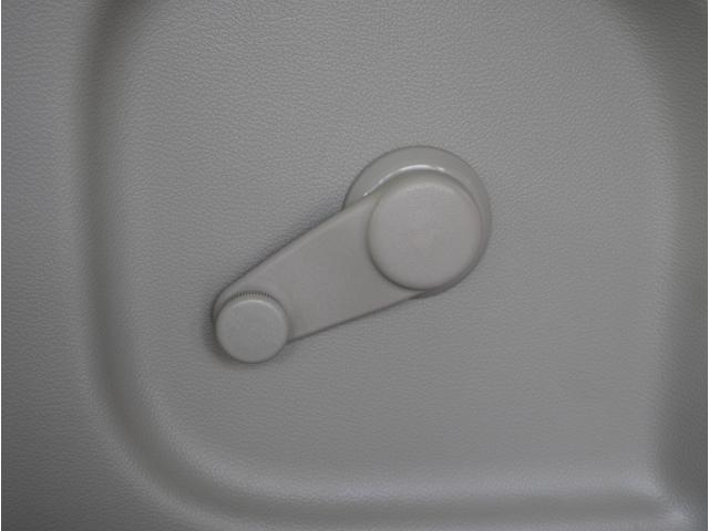 ミニキャブバン Ｍ　車線逸脱防止　オートハイビーム　フロントパワーウィンドウ　助手席エアバック　キーレスキー　ＡＣ　両側スライド　エコモード　ＡＳＣ　ＰＳ　運転席エアバック　パーキングセンサー　ＡＢＳ（31枚目）