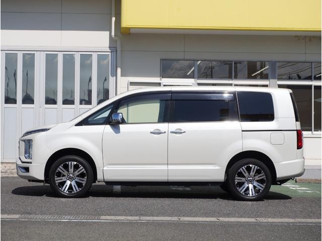 デリカＤ：５ Ｐ　追従クルーズ　Ｂモニター　ＡＴハイビーム　シートヒーター　電動シ－ト　寒冷地仕様　ＡＢＳ　３列　オートエアコン　ＡＳＣ　盗難防止装置　パワーウインドウ　エアバッグ　助手席エアバッグ　アルミ付き　ＬＤＰ（14枚目）