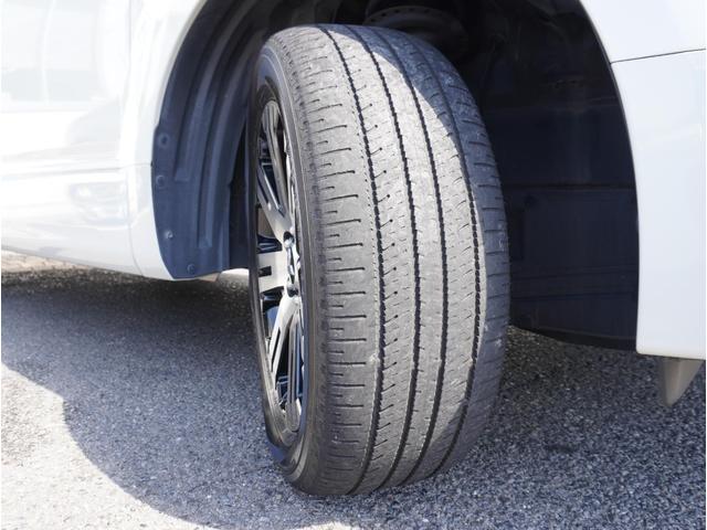 デリカＤ：５ Ｐ　追従クルーズ　Ｂモニター　ＡＴハイビーム　シートヒーター　電動シ－ト　寒冷地仕様　ＡＢＳ　３列　オートエアコン　ＡＳＣ　盗難防止装置　パワーウインドウ　エアバッグ　助手席エアバッグ　アルミ付き　ＬＤＰ（27枚目）