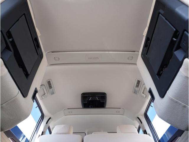 デリカＤ：５ Ｐ　追従クルーズ　Ｂモニター　ＡＴハイビーム　シートヒーター　電動シ－ト　寒冷地仕様　ＡＢＳ　３列　オートエアコン　ＡＳＣ　盗難防止装置　パワーウインドウ　エアバッグ　助手席エアバッグ　アルミ付き　ＬＤＰ（70枚目）