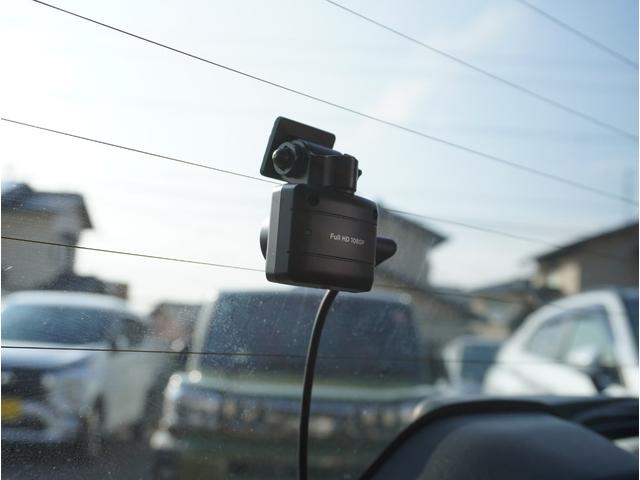 �y����h���C�u���R�[�_�[�z���S�E���S�ȃJ�[���C�t�ɕK�{�̃h���C�u���R�[�_�[�𑕔��B������^�]�⎖�̂ɑ��������ۂ̏󋵂��f���ŋL�^���A����̃��X�N�ɔ����܂��B