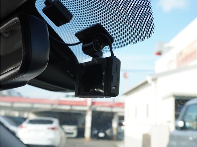 �y�h���C�u���R�[�_�[�z���S�E���S�ȃJ�[���C�t�ɕK�{�̃h���C�u���R�[�_�[�𑕔��B������^�]�⎖�̂ɑ��������ۂ̏󋵂��f���ŋL�^���A����̃��X�N�ɔ����܂��B