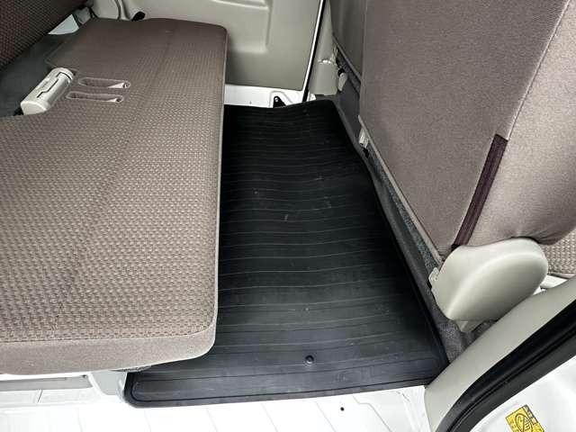 �t���A�}�b�g�͂j�l�f�I���W�i���t���A�}�b�g�����t�����܂��̂ŐV�����}�b�g�ŋC�����悭����肢�������܂��B