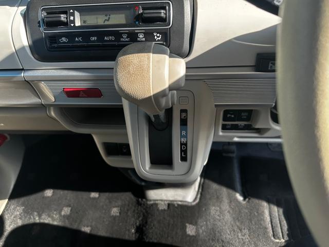 スペーシア ハイブリッドX 誤発信抑制 TVナビ VSA シートH 左右電動スライドドア 車線逸脱 盗難警報装置 スマートキー・プッシュスタート Sエネチャージ キーレススタートシステム ETC付き フロントカメラ Rカメラ(44枚目)