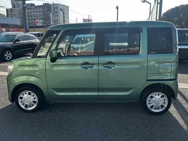 スペーシア ハイブリッドX 誤発信抑制 TVナビ VSA シートH 左右電動スライドドア 車線逸脱 盗難警報装置 スマートキー・プッシュスタート Sエネチャージ キーレススタートシステム ETC付き フロントカメラ Rカメラ(76枚目)