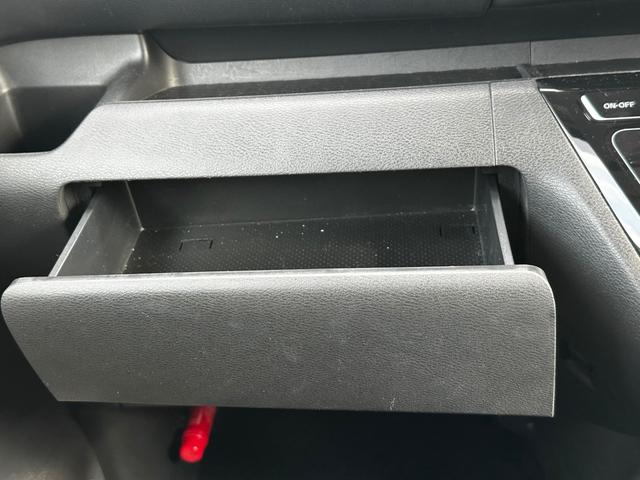 ｅＫクロススペース Ｔ　アラウンドビューモニター　ナビ＆ＴＶ　両側スライド片側電動ドア　レーダークルーズ　コーナーセンサー　Ａストップ　ＡＳＣ　フルセグＴＶ　バックモニター　シートヒーター　ターボ　ＬＥＤヘッド　スマートキー（35枚目）