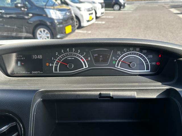 Ｎ－ＢＯＸカスタム Ｇ・Ｌホンダセンシング　ドライブレコーダー付　ベンチＳ　パワーウインドー　レーダクルーズ　Ｂモニタ　横滑防止　スマートキープッシュスタート　フルセグ地デジＴＶ　車線逸脱　運転席エアバッグ　ＡＵＴＯエアコン　ＥＴＣ付き　アルミ（36枚目）