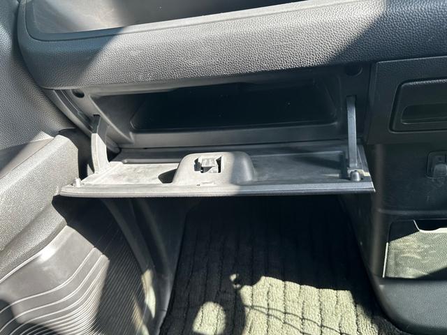 Ｎ－ＢＯＸカスタム Ｇ・Ｌホンダセンシング　ドライブレコーダー付　ベンチＳ　パワーウインドー　レーダクルーズ　Ｂモニタ　横滑防止　スマートキープッシュスタート　フルセグ地デジＴＶ　車線逸脱　運転席エアバッグ　ＡＵＴＯエアコン　ＥＴＣ付き　アルミ（60枚目）