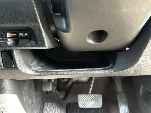 Ｎ－ＢＯＸカスタム Ｇ・Ｌホンダセンシング　ドライブレコーダー付　ベンチＳ　パワーウインドー　レーダクルーズ　Ｂモニタ　横滑防止　スマートキープッシュスタート　フルセグ地デジＴＶ　車線逸脱　運転席エアバッグ　ＡＵＴＯエアコン　ＥＴＣ付き　アルミ（64枚目）