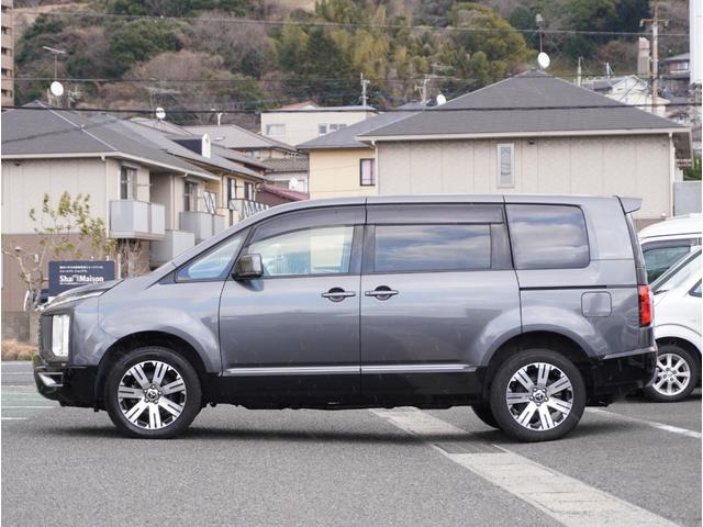 デリカＤ：５ Ｇ　スマートキープッシュスタート　パワーシート　アルミホイール　フルセグＴＶ　ドラレコ　オートマチックハイビーム　盗難防止装置　ＡＢＳ　寒冷地仕様　エコモード　パワステ　オートエアコン　３列シート　ＥＴＣ（12枚目）