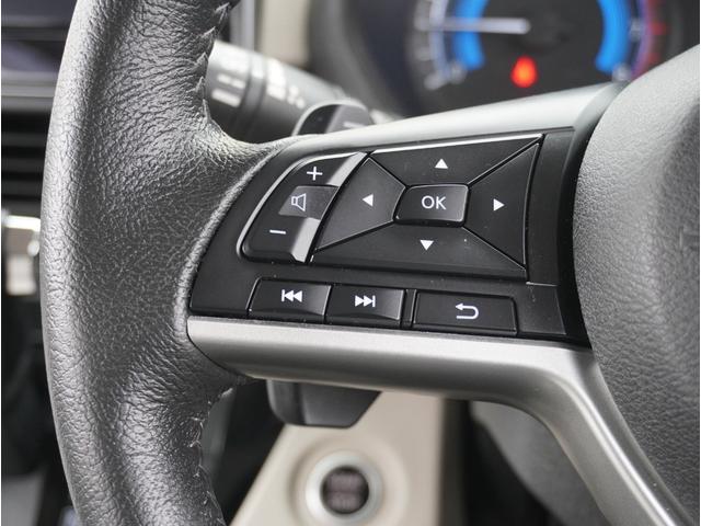 �y�X�e�A�����O�X�C�b�`�z�^�]���A�O������ڐ������炷���ƂȂ��A�I�[�f�B�I���̑��삪�\�ȕ֗��@�\�I