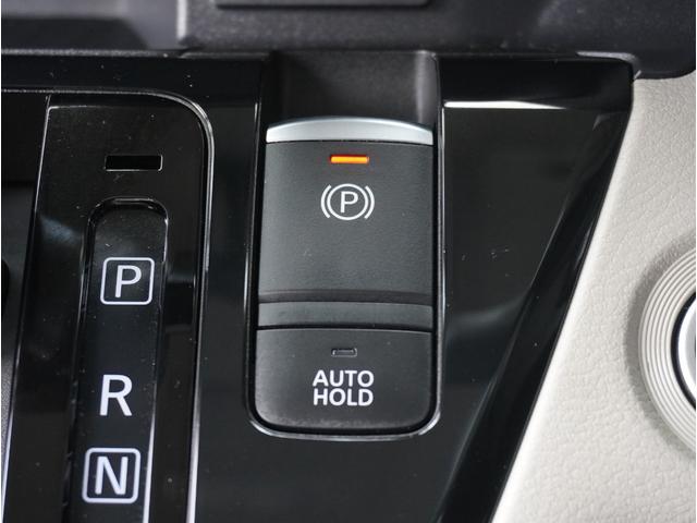 �y�d���p�[�L���O�u���[�L�z��ň��������̃T�C�h�u���[�L�⑫���ݎ��̃T�C�h�u���[�L�̑���ƂȂ���̂ŁA�w��̊ȒP����Ńp�[�L���O�u���[�L���쓮��������������肷�邱�Ƃ��\�ł��B