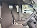 Ｍ　デュアルエアバッグ　ＡＢＳ　衝突被害軽減ブレーキ　車線逸脱防止　横滑り防止機能　メモリーナビ　バックカメラ　ＥＴＣ車載器　Ｂｌｕｅｔｏｏｔｈ　ベンチシート　記録簿（56枚目）